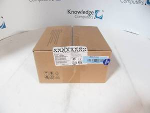 lot 92 image: New AVAYA Phone Prod ID 700480593