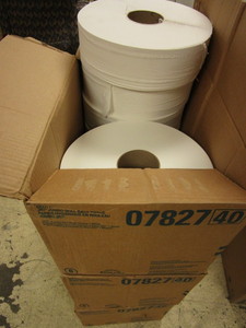 SCOTT JUMBO ROLL BATH TISSUE, BULK CASES