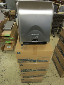 ENMOTION STAINLESS STEEL AUTOMATED TOWEL DISPENSERS