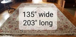 lot 7 image: Vintage Kirman Wool Oriental Rug  135 x 203