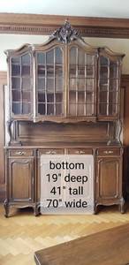 lot 11 image: Large Elegant French Country Breakfront Cabinet