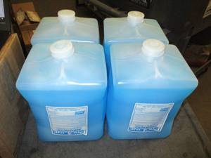 lot 5 image: Proline Body Wash