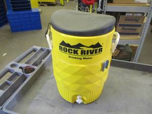 lot 21 image: 5 Gallon Water Cooler