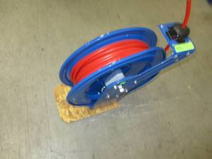 lot 40 image: Air Hose Reel