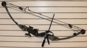 lot 1 image: Jennings Lightning Star Bow