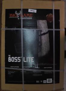 lot 6 image: Big Game Boss Lite Tree Stand NIB