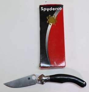 lot 29 image: Spyderco CTS-XHP Folding Knife
