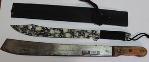 lot 40 image: (2) Machete 18 & 15 Blades