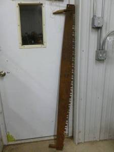 lot 6 image: Vintage Two Man Saw