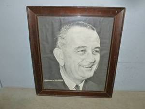 lot 22 image: Vintage Picture