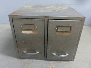 lot 26 image: Vintage Desk File