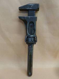 lot 36 image: Antique Tool