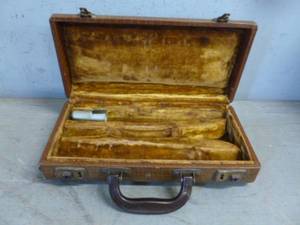 lot 62 image: Vintage Clarinet Case
