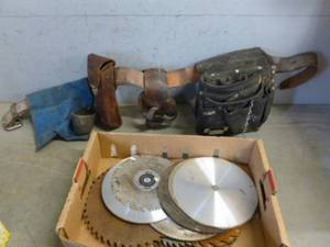 lot 73 image: Tool Belt
