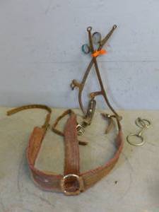 lot 81 image: Vintage Horse Equipment
