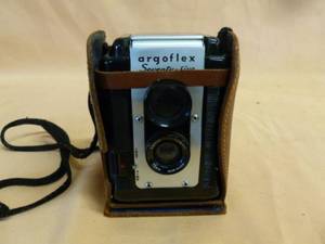 lot 125 image: Vintage Camera