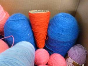 lot 153 image: New Spinning Machine Thread
