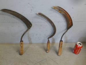 lot 180 image: Vintage Sickle Knives
