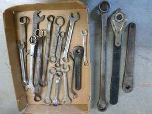 lot 191 image: Tools