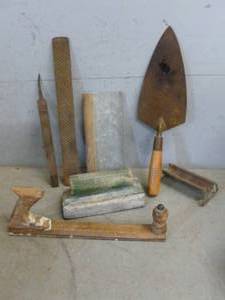lot 195 image: Vintage Tools