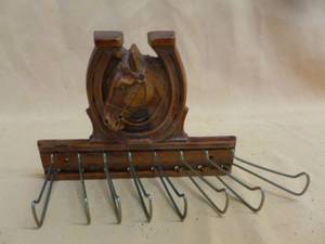 lot 225 image: Vintage Tie Rack