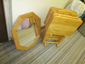 Wood TV Tray Set With Stand & Wall ...