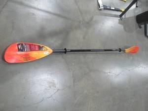 lot 4 image: Carlisle Kayak paddle