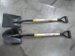 lot 7 image: Yardworks Shovels