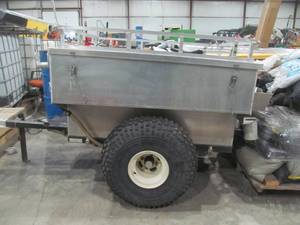lot 67 image: Pull behind cart