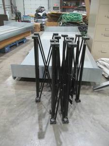 lot 86 image: supports