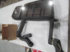 lot 128 image: Vehicle mirror