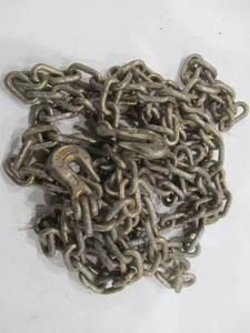 lot 130 image: chain
