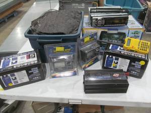 lot 138 image: Sony Audio Stereo, Cab Cam Hardware