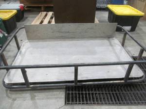 lot 184 image: ATV rack
