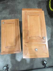 lot 190 image: cabinets