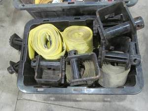 lot 218 image: tote , winch straps