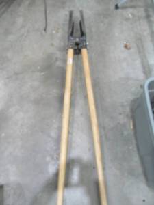 lot 221 image: post digger