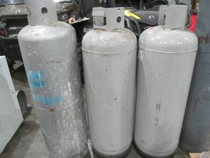 lot 262 image: Lp tanks