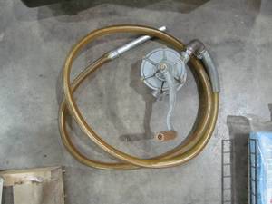 lot 274 image: hand barrel pump
