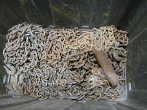 lot 307 image: chain