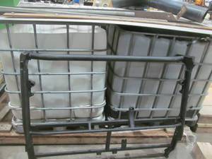 lot 340 image: poly tank ,scrap metal