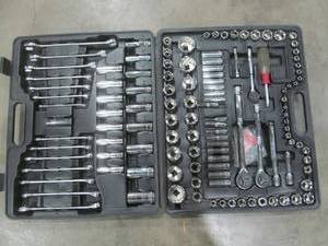 lot 345 image: tools