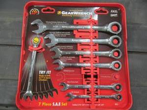 lot 368 image: tools