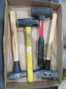 lot 369 image: tools