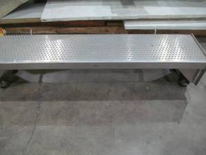 lot 391 image: aluminum step