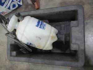 lot 399 image: hand sprayer