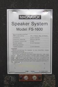 lot 42 image: Vintage Magnavox FS-1600 Audio Loudspeakers  Speakers  Speaker System