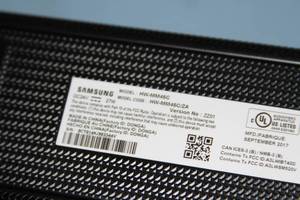 lot 59 image: Samsung 320-Watt 2.1 Channel Soundbar Sound Bar w Wireless Subwoofer