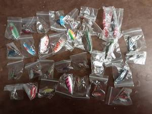 lot 17 image: Approx. 30- New Jigs
