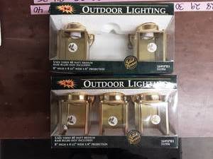 lot 19 image: 5-New Outdoor Lights